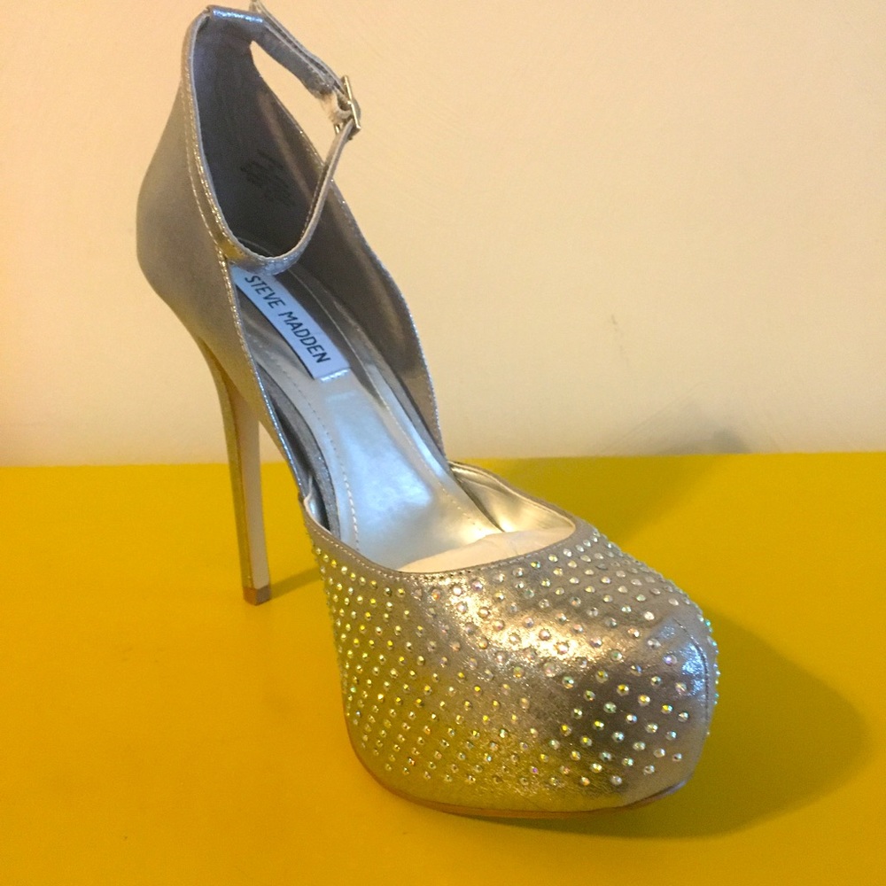 Brand New Sexy Heel Dripping with Rhinestones